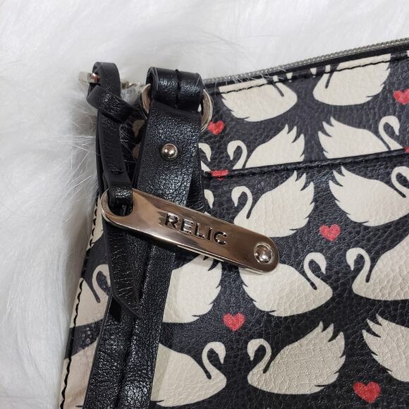 Relic black with swan and hearts print crossbody purse - Picture 8 of 9